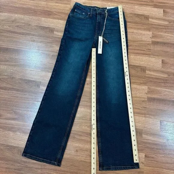 Studio 12 Straight Leg Jeans Relaxed Fit Stretch Denim Pants | Junior Size 3 - Picture 3 of 14